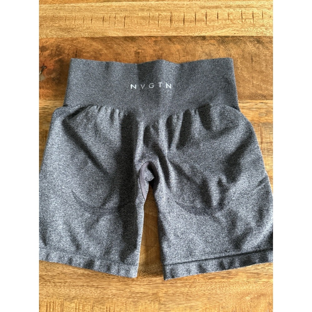 NVGTN Seamless Biker Shorts Womens Small Gray Scrunch Gym Workout Activewear
